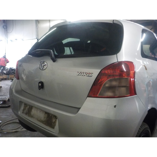 Juego de airbag Toyota Yaris II (P9) (2005 - 2010) Hatchback 1.3 16V VVT-i (2SZFE)