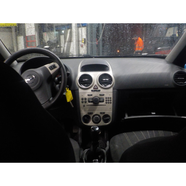 Retrovisor izquierdo eléctrico Opel Corsa D (2006 - 2014) Hatchback 1.4 16V Twinport (Z14XEP(Euro 4))