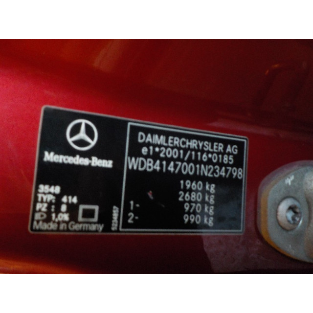 Mecanismo trasero del limpiaparabrisas Mercedes-Benz Vaneo (W414) (2002 - 2005) MPV 1.6 (M166.961)