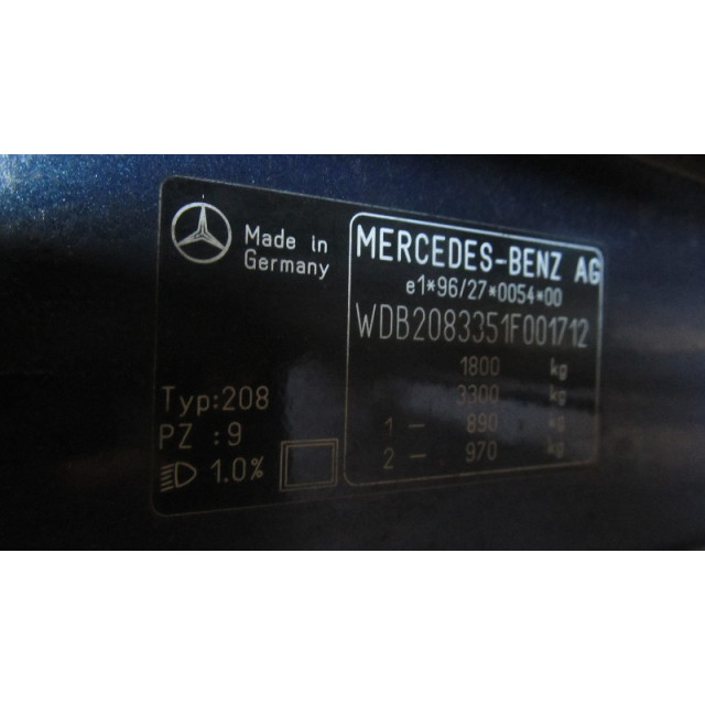 Motor de la bomba de dirección asistida Mercedes-Benz CLK (W208) (1997 - 2002) Coupé 2.0 200 16V (M111.945)