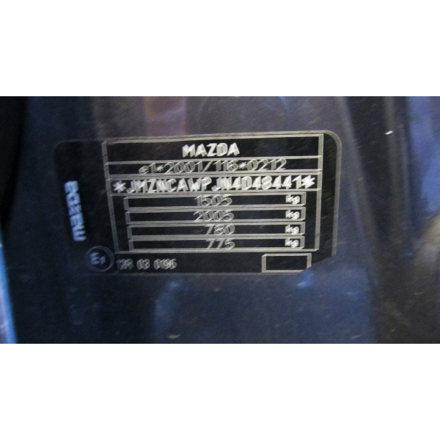 Resorte de presión de gas trasero Mazda 2 (NB/NC/ND/NE) (2003 - 2007) Hatchback 1.4 16V (FXJA)