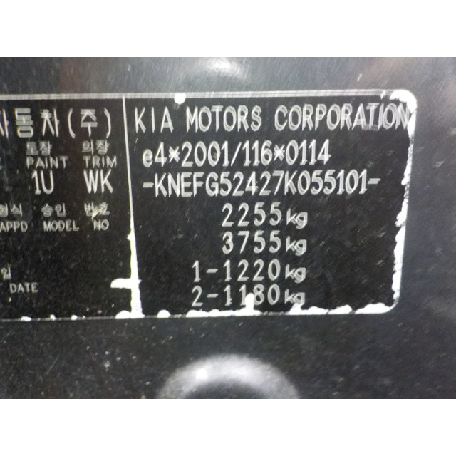 Cinturón de seguridad delantero izquierdo Kia Carens III (FG) (2006 - 2013) MPV 2.0 CRDI VGT 16V (D4EA-V)
