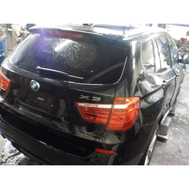 Mecanismo frontal del limpiaparabrisas BMW X3 (F25) (2010 - 2014) SUV xDrive20d 16V (N47-D20C)
