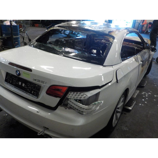 Eje de transmisión trasero izquierdo BMW 3 serie (E93) (2010 - 2013) Cabrio 335i 24V (N55-B30A)