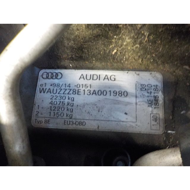 Retrovisor derecho eléctrico Audi A4 Avant Quattro (B6) (2001 - 2005) A4 Avant (B6) Combi 2.5 TDI V6 24V Quattro (AKE)