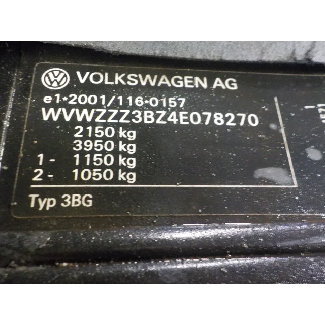Sensor de masa de aire Volkswagen Passat Variant (3B6) (2003 - 2005) Combi 2.5 TDI V6 24V (BDG)