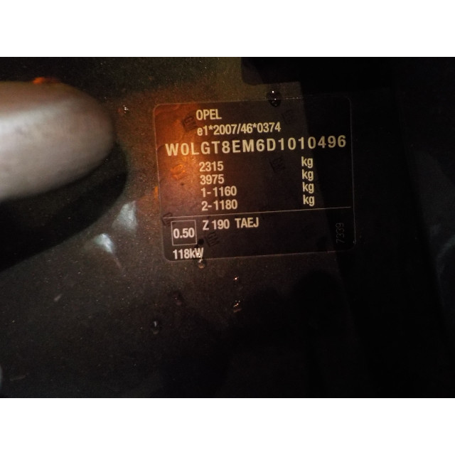 Bisagra intercambiable de la tapa del maletero Opel Insignia Sports Tourer (2008 - 2015) Combi 2.0 CDTI 16V 160 Ecotec (A20DTH(Euro 5))