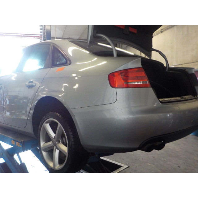Caja de cambios manual Audi A4 (B8) (2008 - 2015) A4 Sedan 2.0 TFSI 16V (CDNB)