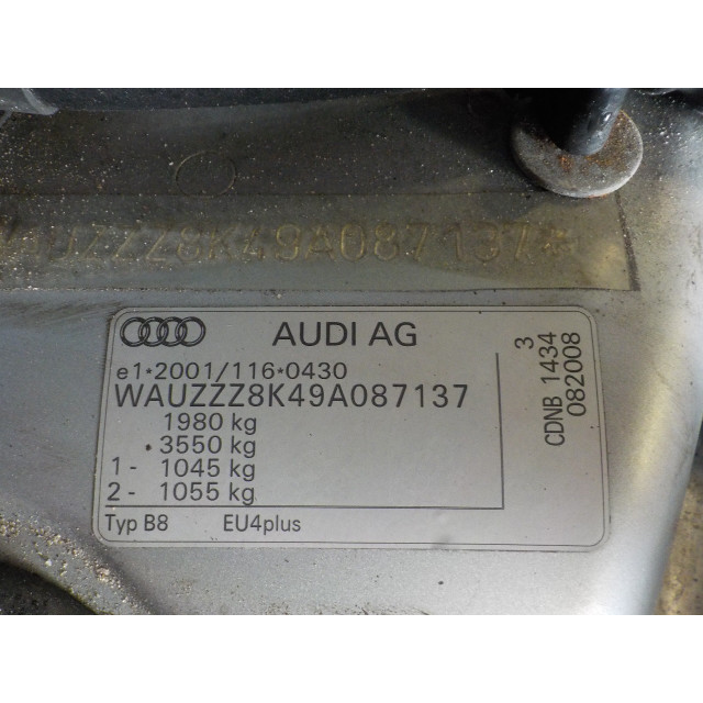 Motor de arranque Audi A4 (B8) (2008 - 2015) A4 Sedan 2.0 TFSI 16V (CDNB)