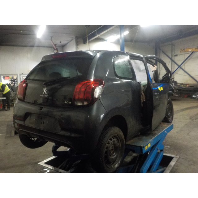 Resorte de presión de gas trasero Peugeot 108 (2014 - actualidad) Hatchback 1.0 12V (1KRFE)