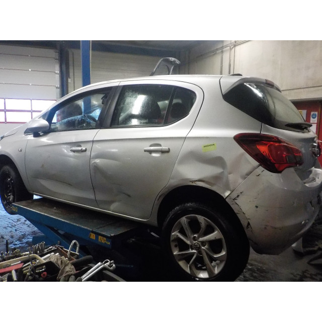 Mecanismo trasero del limpiaparabrisas Opel Corsa E (2014 - actualidad) Hatchback 1.3 CDTi 16V ecoFLEX (B13DTE(Euro 6))