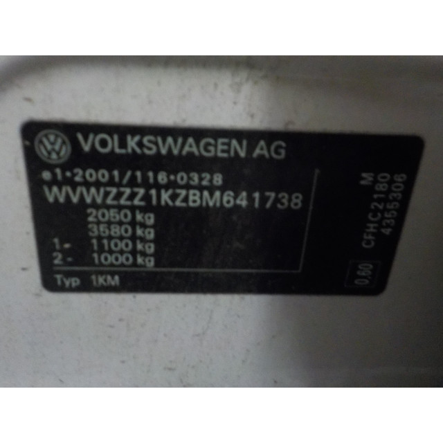 Mecanismo de cierre central eléctrico del bloqueo de la puerta delantera derecha Volkswagen Golf VI Variant (AJ5/1KA) (2009 - 2013) Combi 2.0 GTD 16V (CFHC(Euro 5))