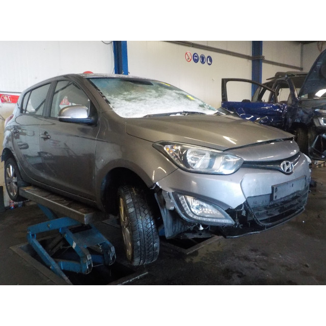 Caja de cambios manual Hyundai i20 (2008 - 2015) Hatchback 1.4 CRDi 16V (D4FC)
