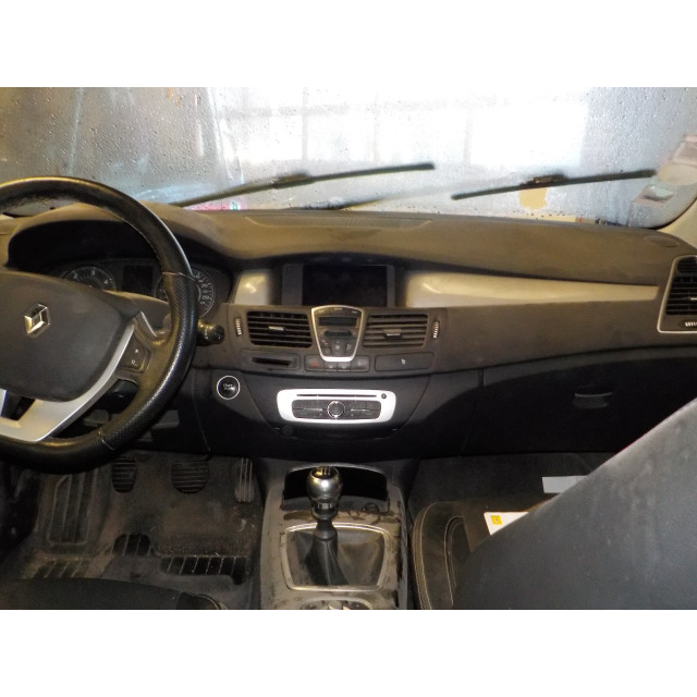 Mecanismo trasero del limpiaparabrisas Renault Laguna III (BT) (2007 - 2015) Hatchback 5-drs 1.5 dCi 110 (K9K-846(K9K-R8))