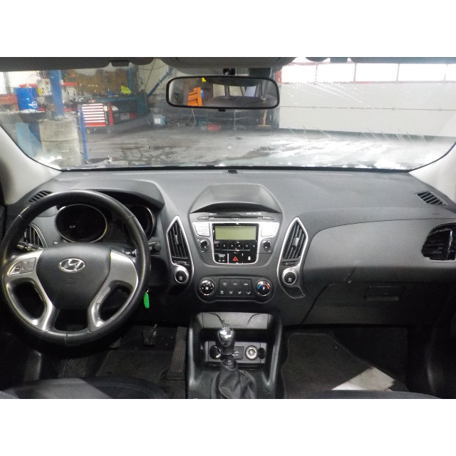 Amortiguador trasero derecho Hyundai iX35 (LM) (2010 - 2015) SUV 1.7 CRDi 16V (D4FD)