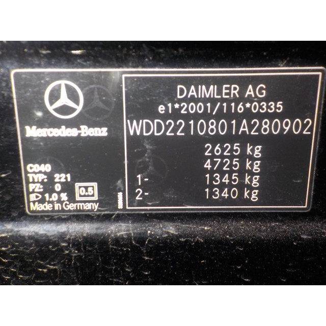 Retrovisor derecho eléctrico Mercedes-Benz S (W221) (2005 - 2013) Sedan 3.0 S-320 CDI 24V 4-Matic (OM642.932)