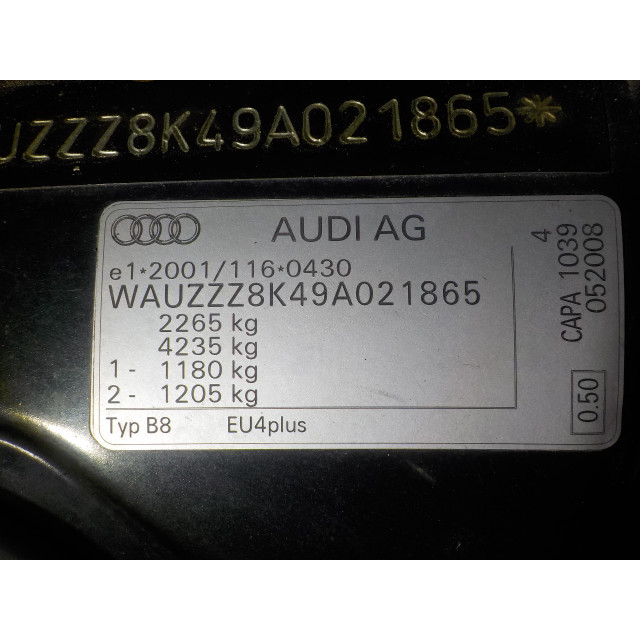 Control del cuerpo de la unidad de control Audi A4 Avant (B8) (2008 - 2012) A4 Avant Quattro Combi 3.0 TDI V6 24V (CAPA)