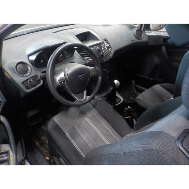 Cinturón de seguridad delantero derecho Ford Fiesta 6 (JA8) (2010 - 2017) Hatchback 1.4 TDCi (F6JD(Euro 4))