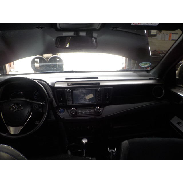 Cámera detrás Toyota RAV4 (A4) (2015 - 2019) Terreinwagen 2.5 Hybrid 16V VVT-i 4x2 (2ARFXE(Euro 6))
