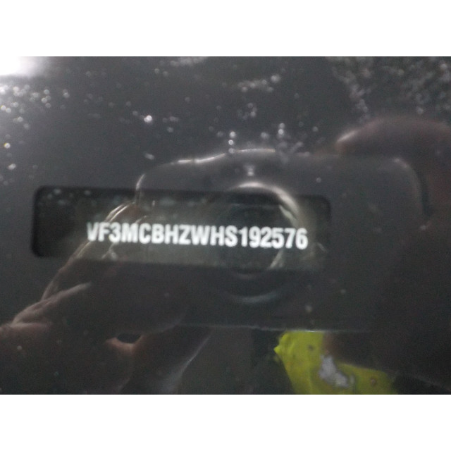 Camera frente Peugeot 3008 II (M4/MC/MJ/MR) (2016 - actualidad) MPV 1.6 BlueHDi 120 (DV6FC(BHZ))