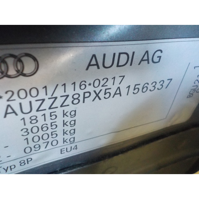 Faro derecho trasero de la carrocería Audi A3 Sportback (8PA) (2004 - 2013) Hatchback 5-drs 1.6 (BGU)