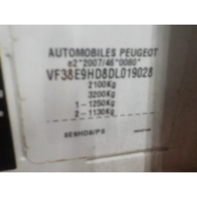 Mecanismo de cierre central eléctrico del bloqueo de la puerta delantera derecha Peugeot 508 SW (8E/8U) (2012 - 2018) Combi 1.6 HDiF 16V (DV6C(9HD))