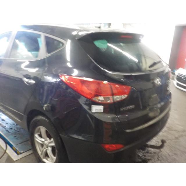 Interruptor de espejos eléctricos Hyundai iX35 (LM) (2012 - 2015) SUV 2.0 CRDi 16V (D4HA)