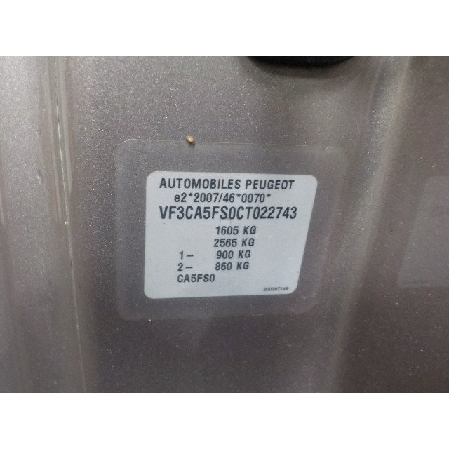 Ordenador de gestión del motor Peugeot 208 I (CA/CC/CK/CL) (2012 - 2019) Hatchback 1.6 Vti 16V (EP6C(5FS))