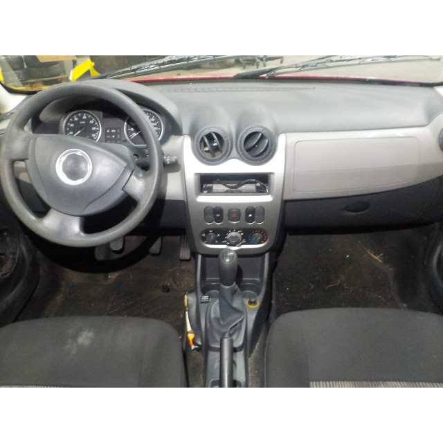 Caja de cambios manual Dacia Sandero I (BS) (2009 - 2012) Hatchback 1.4 LPG (K7J-714)