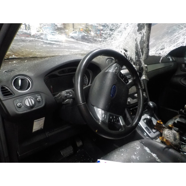Pinza trasera izquierda Ford S-Max (GBW) (2010 - 2014) MPV 2.0 Ecoboost 16V (TNWA(Euro 5))