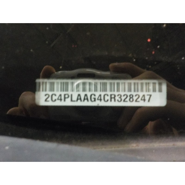 Cinturón de seguridad delantero derecho Lancia Voyager (RT) (2011 - 2014) MPV 3.6 V6 (ERB)