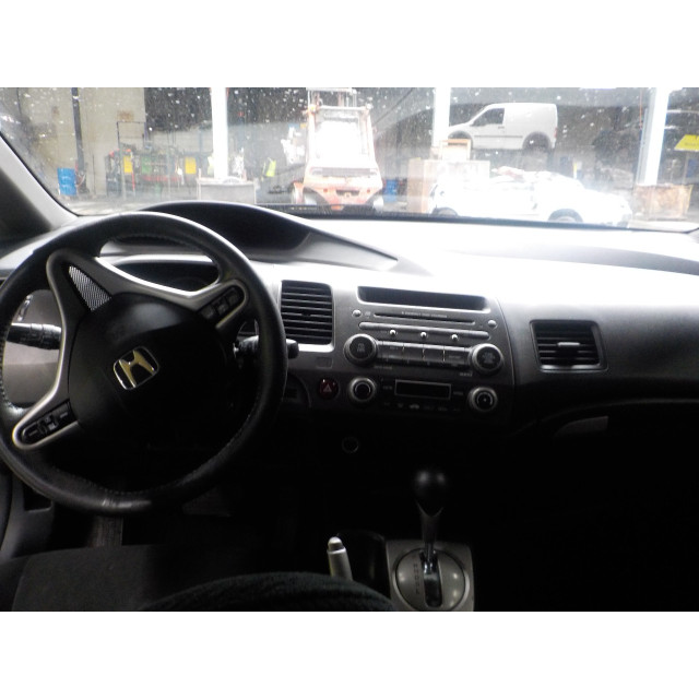 Panel de mando de elevalunas eléctrico Honda Civic (FA/FD) (2006 - 2010) Sedan 1.3 Hybrid (LDA2)