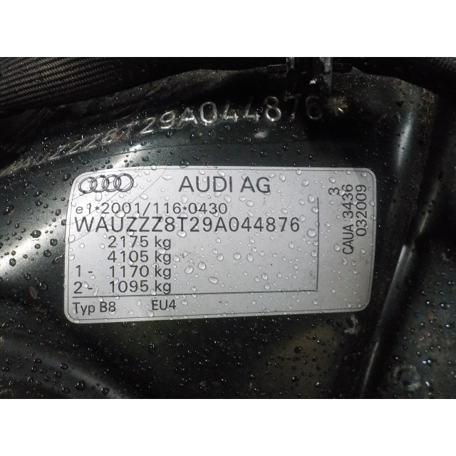 Panel de mando multimedia Audi S5 (8T3) (2007 - 2011) Coupé 4.2 V8 40V (CAUA(Euro 5))