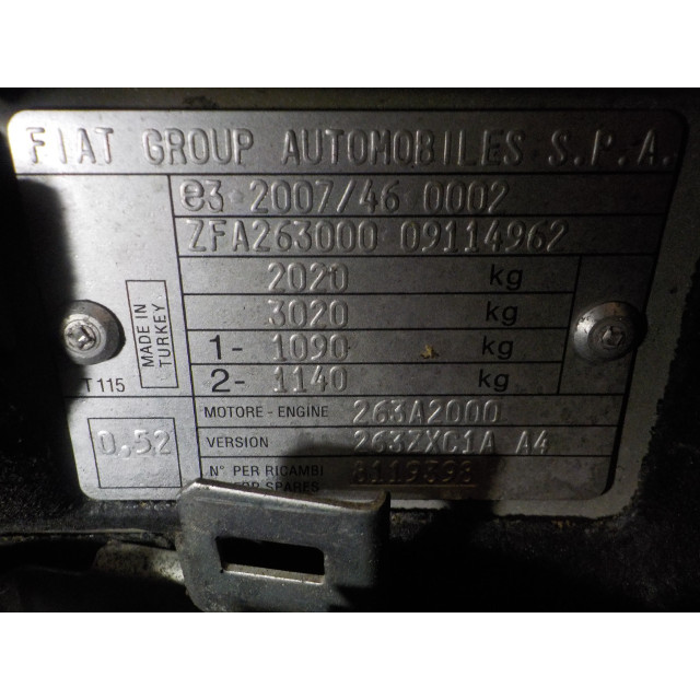 Cinturón de seguridad delantero derecho Fiat Doblo Cargo (263) (2010 - 2022) Van 1.3 D Multijet (263.A.2000)