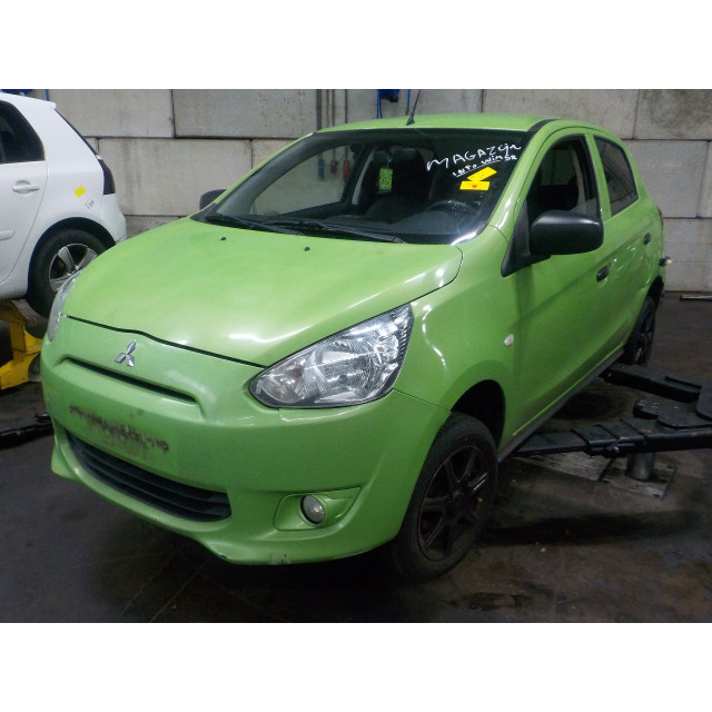 Bomba de ABS Mitsubishi Space Star (A0) (2012 - actualidad) Space Star Hatchback 1.0 12V Mivec AS&G (3A90)