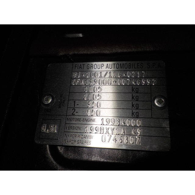 Retrovisor derecho eléctrico Fiat Punto Evo (199) (2009 - 2012) Hatchback 1.3 JTD Multijet 85 16V (199.B.4000(Euro 5))