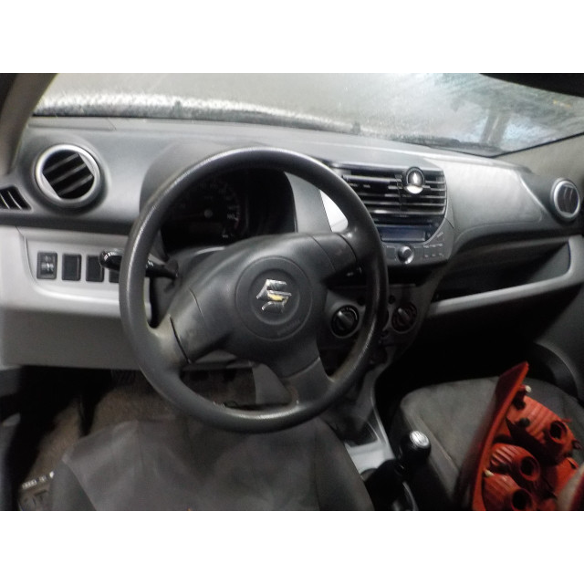 Portón trasero Suzuki Alto (GF) (2009 - actualidad) Hatchback 5-drs 1.0 12V (K10B)