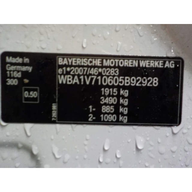 Eje de suspensión trasero derecha en la parte inferior BMW 1 serie (F20) (2015 - 2019) Hatchback 5-drs 116d 1.5 12V TwinPower (B37-D15A)