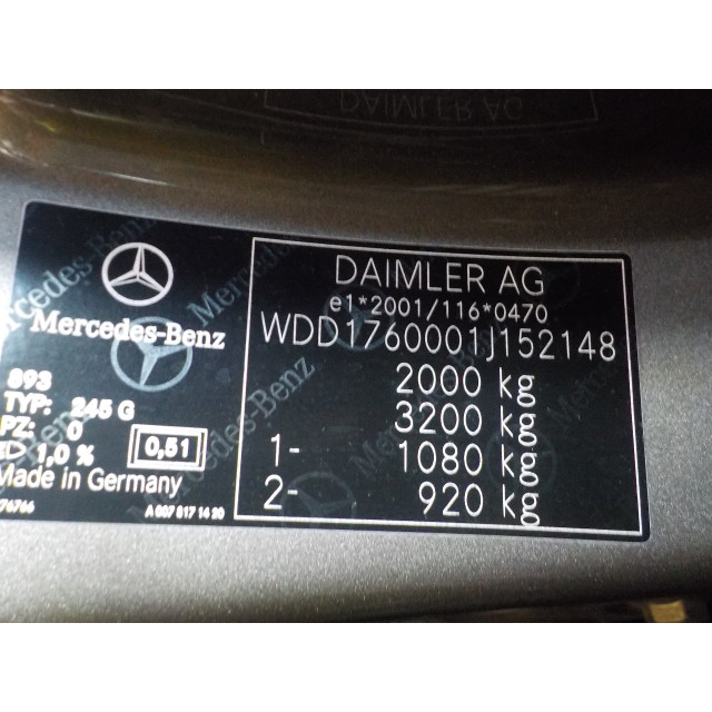 Liberación del freno de mano Mercedes-Benz A (W176) (2012 - 2014) Hatchback 1.8 A-180 CDI 16V (OM651.901(Euro 5))