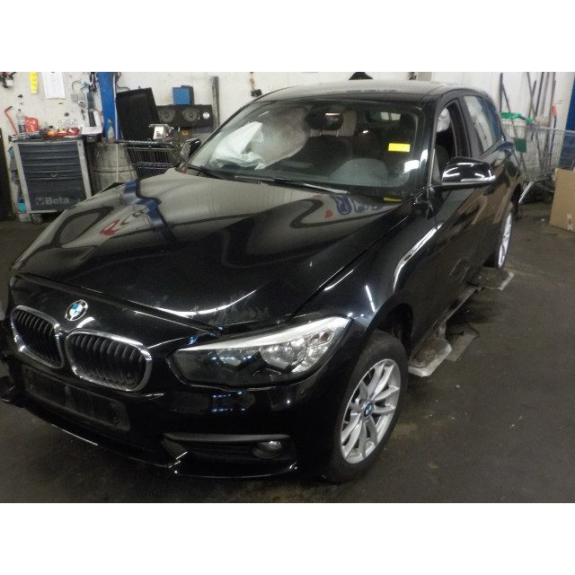 Pantalla de navegación BMW 1 serie (F20) (2015 - 2019) Hatchback 5-drs 116d 1.5 12V TwinPower (B37-D15A)