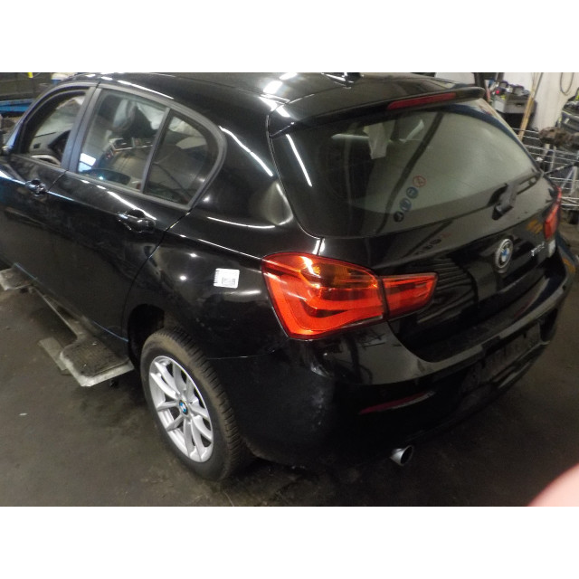 Eje de suspensión trasero derecha arriba BMW 1 serie (F20) (2015 - 2019) Hatchback 5-drs 116d 1.5 12V TwinPower (B37-D15A)