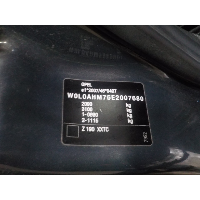 Panel de mando de elevalunas eléctrico Opel Zafira (M75) (2008 - 2015) MPV 1.6 16V (A16XER(Euro 5))