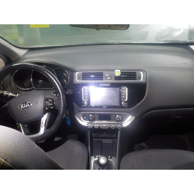 Interruptor de espejos eléctricos Kia Rio III (UB) (2011 - 2017) Hatchback 1.2 CVVT 16V (G4LA)