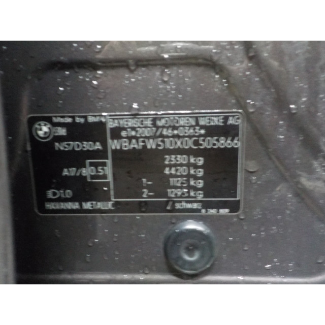 Interruptor de arranque/parada BMW 5 serie (F10) (2010 - 2011) Sedan 530d 24V (N57-D30A)