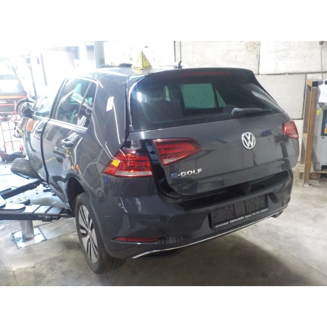 Lavaparabrisas Volkswagen Golf VII (AUA) (2016 - 2021) Hatchback e-Golf (EAZA)