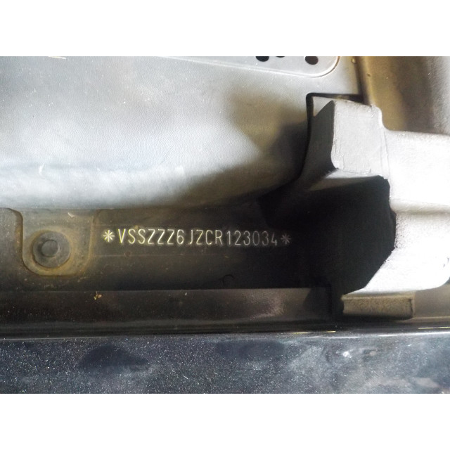 Resorte de presión de gas trasero Seat Ibiza IV SC (6J1) (2008 - 2015) Hatchback 3-drs 1.2 12V (CGPA)