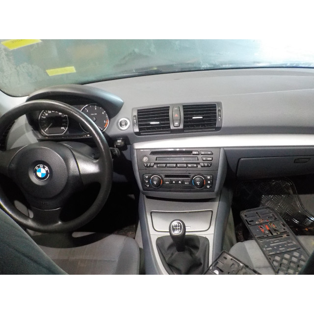 Cinturón de seguridad delantero derecho BMW 1 serie (E87/87N) (2004 - 2007) Hatchback 5-drs 118d 16V (M47-D20(204D4))