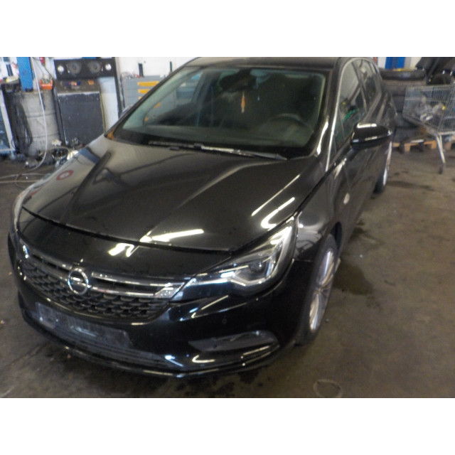 Mecanismo trasero del limpiaparabrisas Opel Astra K (2015 - actualidad) Hatchback 5-drs 1.6 CDTI 136 16V (B16DTH)
