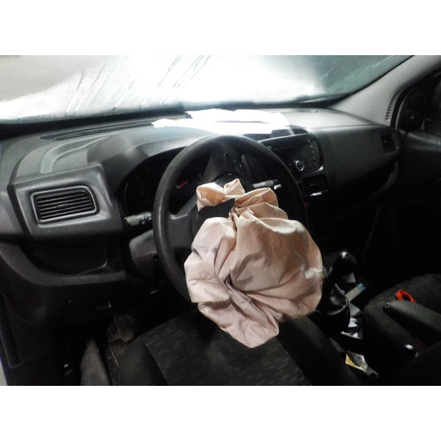 Bomba de ABS Opel Combo (2012 - actualidad) Van 1.6 CDTI 16V (A16FDH)