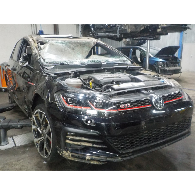 Navegación Volkswagen Golf VII (AUA) (2017 - 2020) Hatchback 2.0 GTI 16V Performance Package (DLBA)